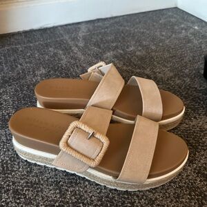 Altar’d StateWomen's Tan Sandals